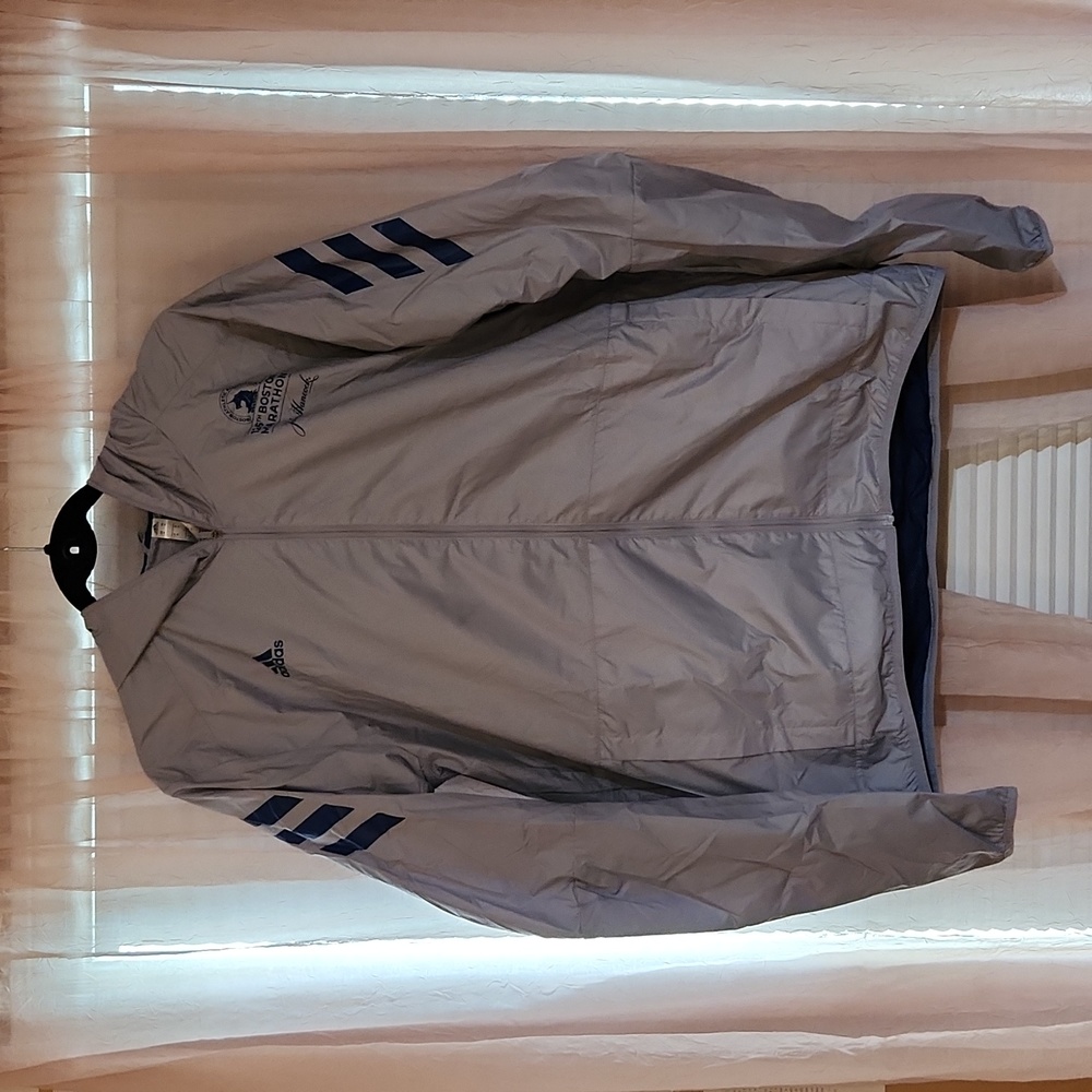 Adidas 125th Boston Marathon Jacket Size  M Full Zip Mesh Lined NWT